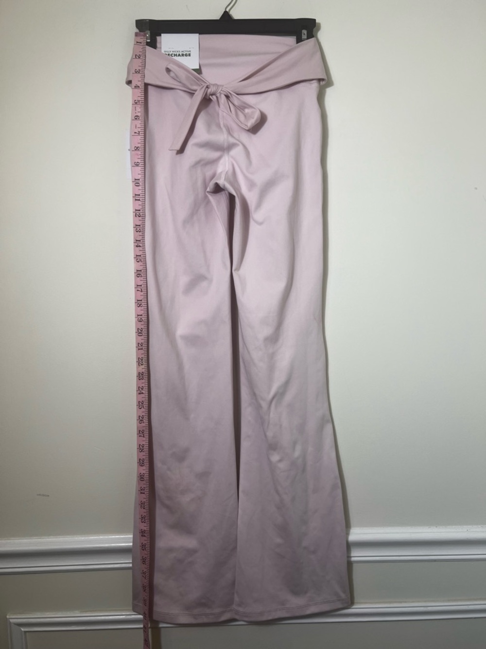 Hollister Gilly Hicks Active Recharge Tie Waist Boot Leggings - Picture 8 of 9
